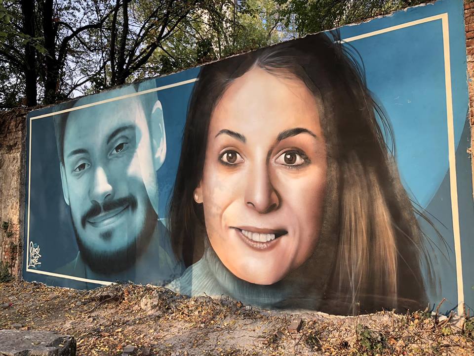 Murale dedicato a Giulio Regeni e Valeria Solesin (foto di Andrea Cherchi)
