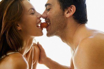 alimenti afrodisiaci fragole cibi cucina erotismo
