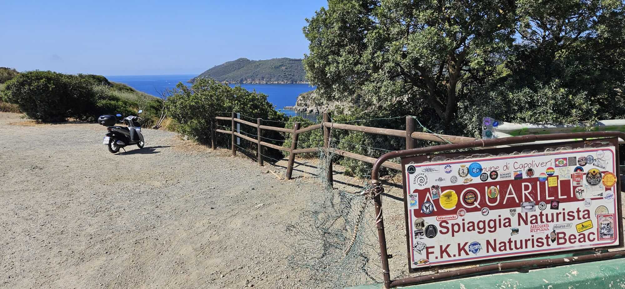 elba spiaggia naturista acquarilli foto cicala